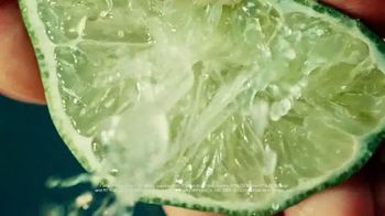 Buffalo Wild Wings Sweet Chili Lime TV Spot, 'Perfect Ingredients: $8.99 Wing Bundles' - Thumbnail 3