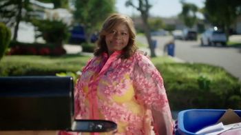 Paper and Packaging Board TV Spot, 'My Life and Career Were Built on Them' Featuring Retta - Thumbnail 7