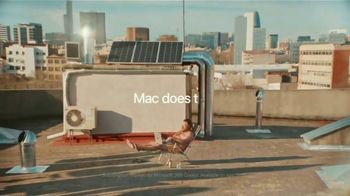 Apple Mac TV Spot, 'Glare' Song by Eddie Chacon - Thumbnail 10