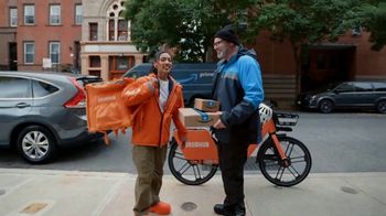 Grubhub TV Spot, 'Apartment 2B: $0 Delivery Fees' Song by Yaeji - Thumbnail 3
