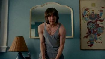 Apple iPhone 16 TV Spot, 'Workout' Song by Giraffage - Thumbnail 2