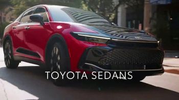 Toyota TV Spot, 'Dear Sharp Curves' [T2] - Thumbnail 7